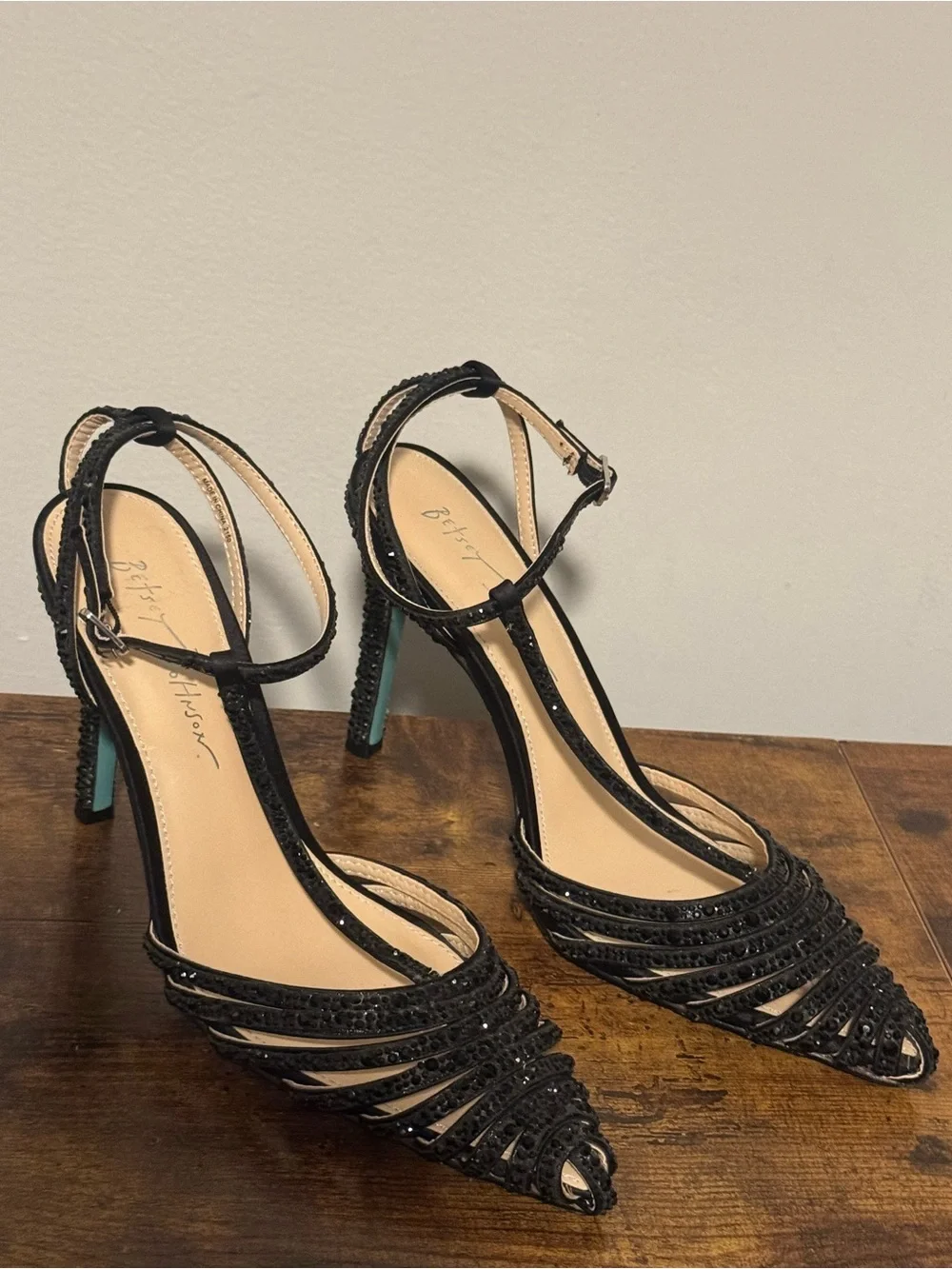 Blue by Betsey Johnson Black Beaded T-Strap Women’s Heels Size 8.5M